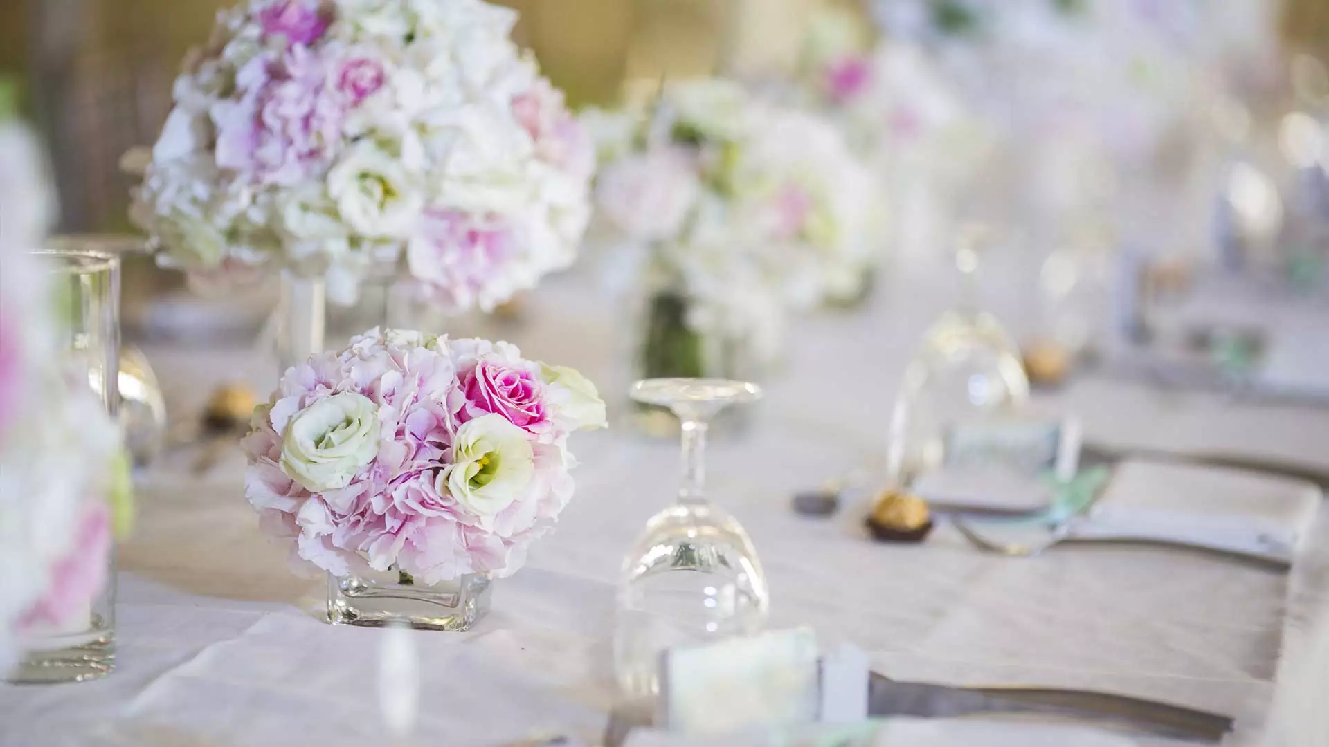Top 4 Amazing Wedding Themes for Every Bridal Style